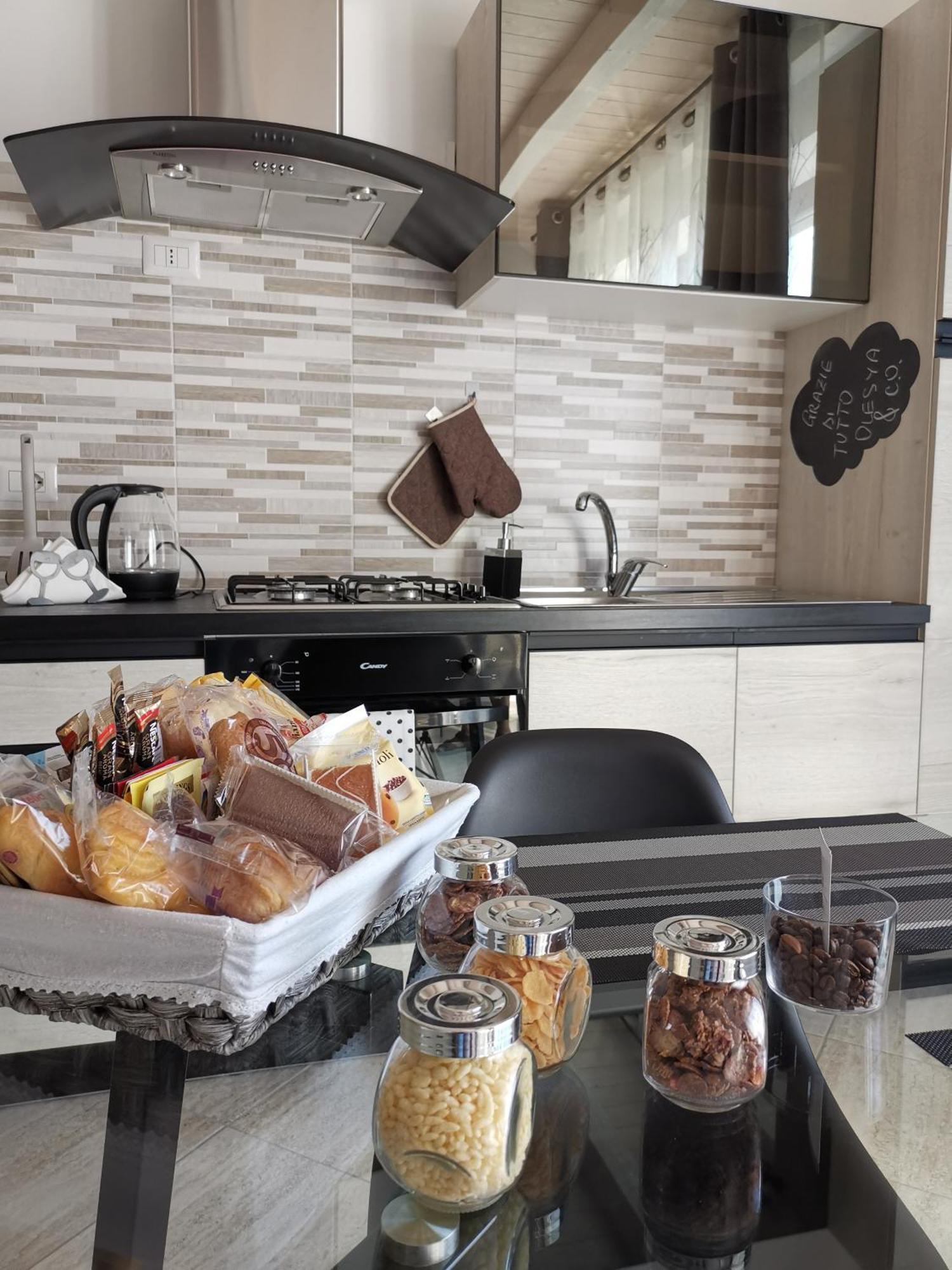 Paradeisos Residence Sas Сома Ломбардо Екстериор снимка