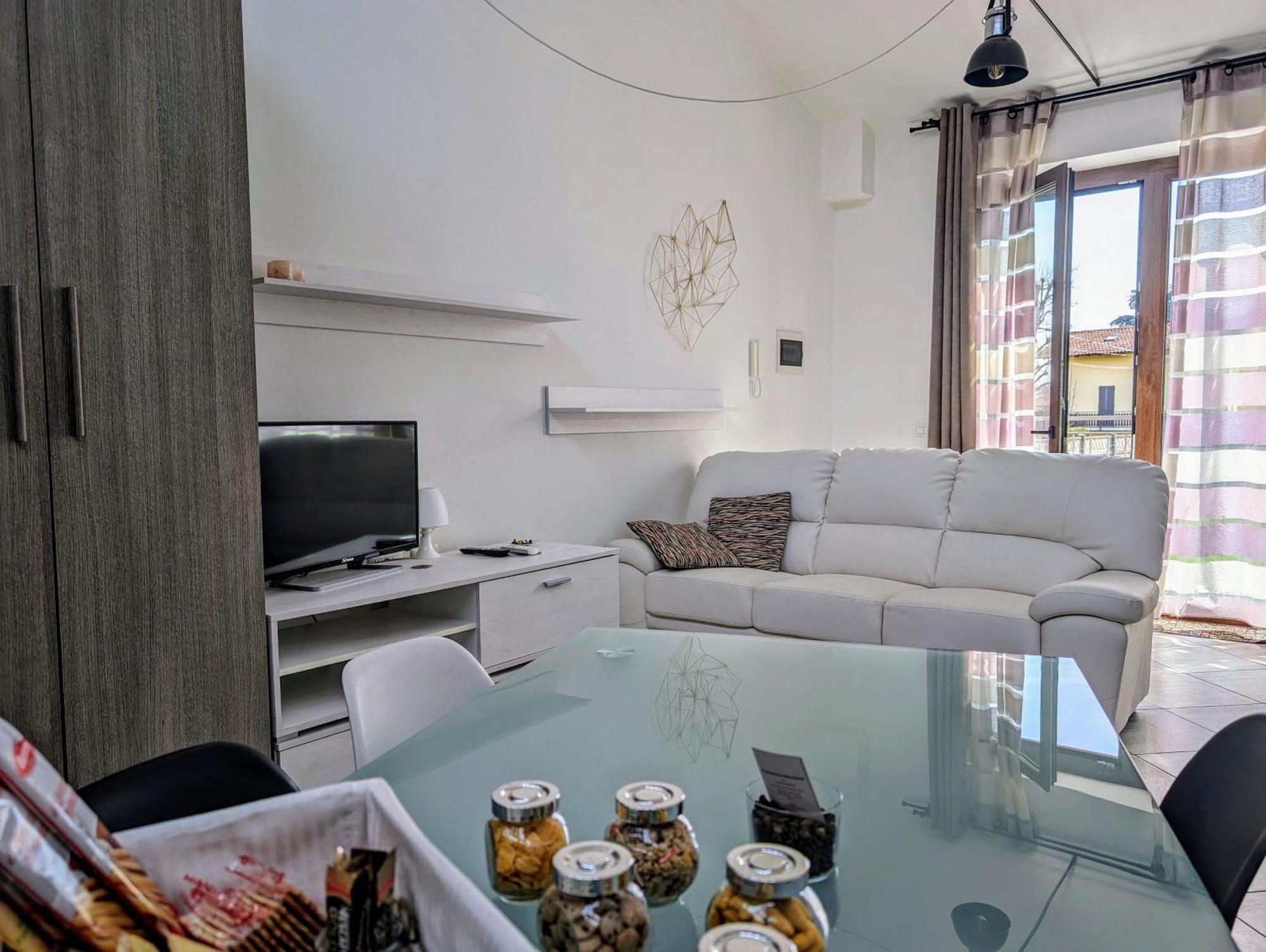 Paradeisos Residence Sas Сома Ломбардо Екстериор снимка