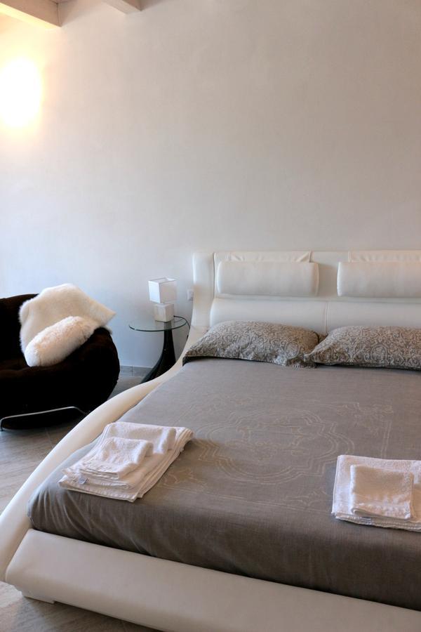 Paradeisos Residence Sas Сома Ломбардо Екстериор снимка