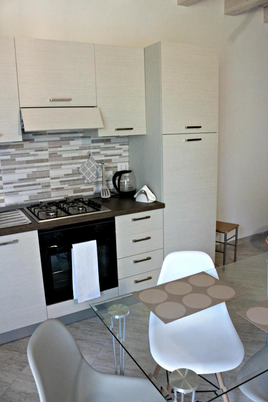 Paradeisos Residence Sas Сома Ломбардо Екстериор снимка