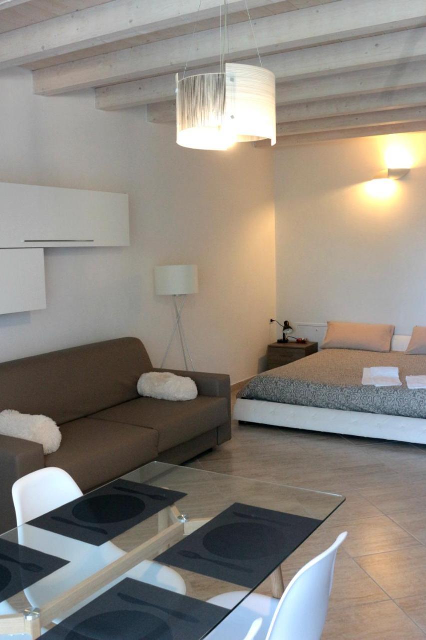 Paradeisos Residence Sas Сома Ломбардо Екстериор снимка